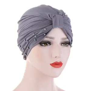 Wholesale Fashion Muslim Women Polyester Solid Color Pleated Pearl Bottom Cap Turban Hats