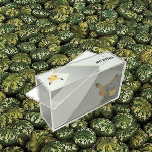 Étui de <span class=keywords><strong>collection</strong></span> portable <span class=keywords><strong>ultra</strong></span> <span class=keywords><strong>premium</strong></span> et écologique pour protecteurs de boosters Pokémon, avec couvercle magnétique moderne – Édition Célébration - Product Image 3