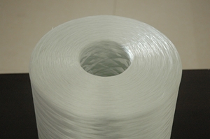 Résine à prise rapide antistatique 2400tex sans alcali pour pulvérisation de roving en fibre de verre E pour la fabrication de panneaux de baignoire 18kg - Product Image 2