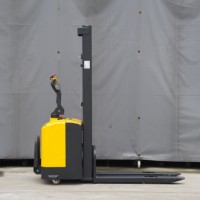 Transpalette Électrique EVERLIFT, Chariot Élévateur à Batterie Haute Capacité, Lève-Plateau pour Manutention de Marchandises en Entrepôt