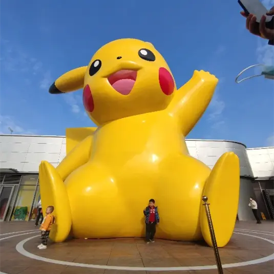 Shopping decoração Pokemon fibra de vidro escultura Pikachu estátua decoração urbana