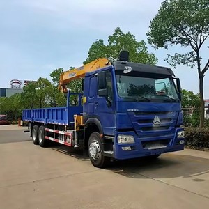 รถบรรทุกติดเครน HOWO 6x4 พร้อมโครงรถบรรทุกติดเครนแบบยืดหดได้ 10 ตัน - Product Image 5