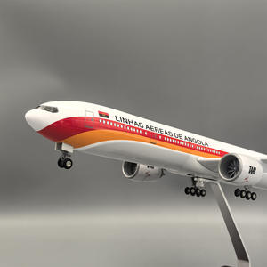 Modèle d'<span class=keywords><strong>avion</strong></span> en résine <span class=keywords><strong>Boeing</strong></span> B777 d'Angola Airlines, échelle 1/157, 47 cm, grand modèle d'<span class=keywords><strong>avion</strong></span>, personnalisation possible - Product Image 2