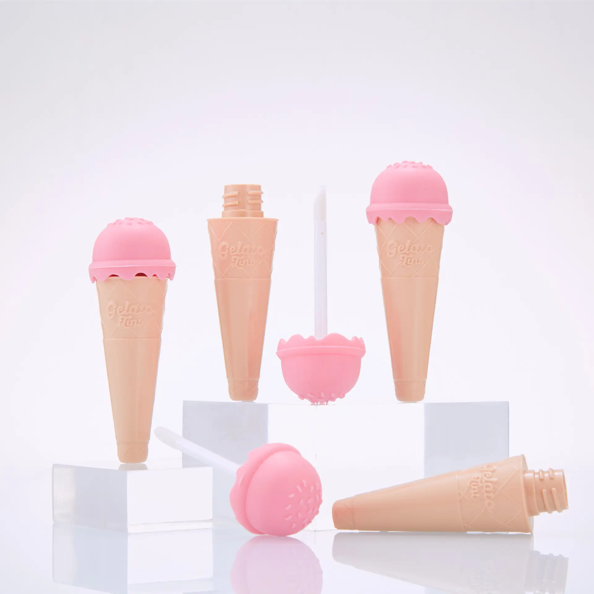 Brilho labial fofo em forma de cone, mini tubo de cosméticos em forma de cone