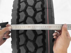 Uzun Yolculuklar İçin Kamyon Lastikleri Energy OP275 11R22.5 295/75R22.5 - Product Image 3