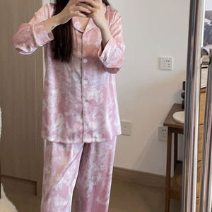 2024 in raso di seta nuovo design pigiama stile ragazze camicie <span class=keywords><strong>da</strong></span> <span class=keywords><strong>notte</strong></span> set pigiama mujer morbido a maniche lunghe con fibbia <span class=keywords><strong>da</strong></span> donna - Product Image 6