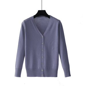 <span class=keywords><strong>Cardigan</strong></span> leggero multi colori a manica lunga da <span class=keywords><strong>donna</strong></span> con scollo a V di base pronto per la spedizione all'ingrosso della fabbrica - Product Image 1