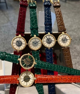 Montre-bracelet vintage pour femme, 30 mm, chiffres romains, bracelet en cuir véritable, montre à quartz, <span class=keywords><strong>double</strong></span> cadran en saphir avec diamants CZ - Product Image 3