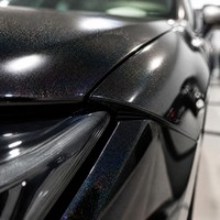 Film de covering automobile noir holographique personnalisé avec logo laser pour voitures de luxe, rouleau de vinyle brillant effet arc-en-ciel