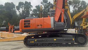 รถขุดตีนตะขาบฮิตาชิ รุ่น Zaxis 200g พร้อมปั๊มคาวาซากิและระบบควบคุม PLC น้ำหนักใช้งาน 20 ตัน พร้อมบุ้งกี๋ขุด - Product Image 4