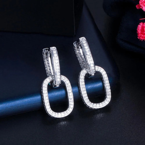 Orecchini Pendenti a Cerchio con Fibbia per Donne, Eleganti Accessori per Abiti da Festa e Uso Quotidiano - Product Image 6