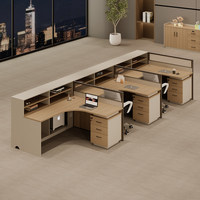 Poste de travail en L minimaliste avec écran de séparation et ensemble de chaises de bureau pour 2 ou 3 personnes
