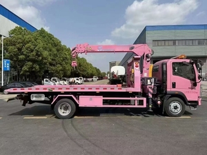 Camion de dépannage rose Sinotruk Howo 12T GVW avec grue de 5T, plateau 4x2 et bras de remorquage combiné pour le sauvetage routier multi-scénarios et le levage d'équipements - Product Image 5