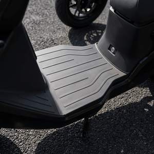 Tappetino Antiscivolo Impermeabile 5D in TPE Inodore e Durevole per Scooter, Accessori <span class=keywords><strong>Moto</strong></span> Adatti per Honda Vision 110 - Product Image 4