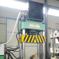 Presse hydraulique à quatre colonnes et trois poutres de 500 tonnes - Machine de formage de poudre à moteur servo PLC et pompe, pour compression métallurgique