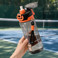 Bouteille d'eau sport réutilisable pour enfants de 600 ml avec fonction de pulvérisation, bouteille à boire mignonne en forme d'animal pour l'école, la salle de sport et les activités de plein air