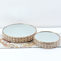 Présentoir en métal doré avec perles en cristal, support élégant de gâteau de mariage et décoration, style cour de luxe, offre spéciale, 1 pièce