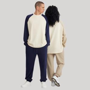 T-Shirt Unisexe Logo Personnalisé 245gsm 100% Coton Raglan Coupe Ample à Manches Longues Vente en Gros - Product Image 4