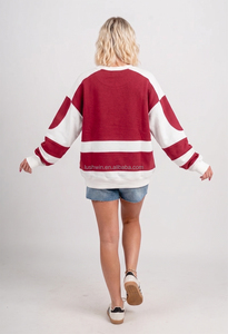 Felpa Girocollo Personalizzata con Ricamo per il Gameday, da Donna, Bianca e Blu Navy, a Blocchi di Colore, a Righe, Raglan, Oversize, con Logo della Squadra Universitaria - Product Image 5