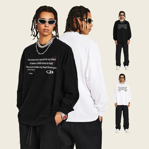 T-shirt da Uomo Oversize con Stampa Grafica Gotica, Manica Lunga, Cotone Pesante 300g, Effetto Invecchiato, Nero e Bianco, Stile Streetwear - Product Image 1