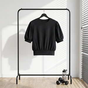 Haut de yoga LUNA féminin à manches trois-quarts bouffantes, sans coutures, léger, uni, avec logo frontal et design épuré - Product Image 4