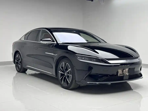 Auto Eléctrico BYD Han EV Usado, Modelo 2026 2025, Sedán BYD Han EV <span class=keywords><strong>de</strong></span> <span class=keywords><strong>Segunda</strong></span> <span class=keywords><strong>Mano</strong></span> a Bajo Precio, Bajo Kilometraje, Autos BYD Usados para Exportación - Product Image 2