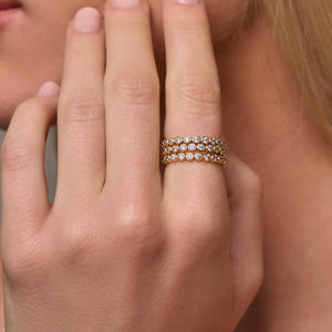 LUCKYJIU Produttore di Gioielli Personalizzati, Anelli Mini Impilabili in Acciaio Inossidabile Placcato Oro <span class=keywords><strong>18k</strong></span> con Zirconia, Impermeabili e Antiossidanti per Donna - Product Image 3