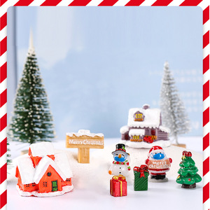 Decoración Navideña en Miniatura, Juego de Figuras de Resina de Santa Claus, Muñeco de Nieve, Casa y Árbol, Adorno para Interiores - Product Image 3