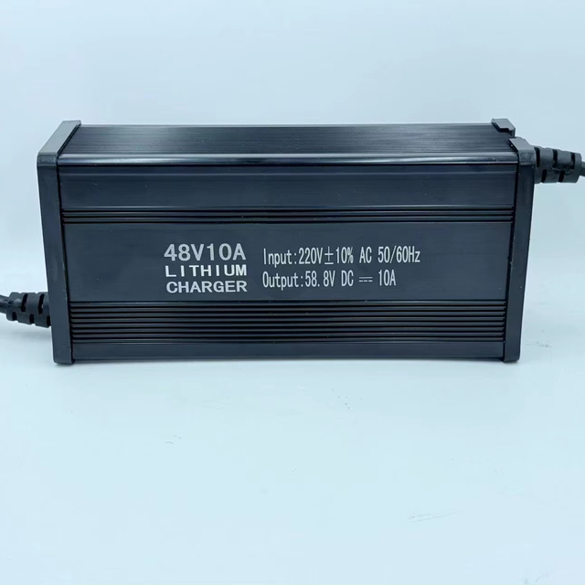 Lithium Ion 72V10A 20S 84V Fast Charger with QC4.0 750W for E-bike & Emotocycle
