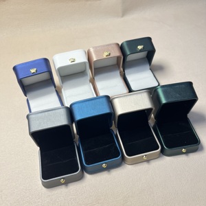 Factory Wholesale Custom Leather Jewelry <b>Box</b> With Logo For <b>Ring</b> Bracelet Pendant Necklace Earring for woman,jewellery <b>box</b> & case - Product Image 1