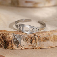 Bague soleil lune creuse en acier inoxydable, style couple, design personnalisé, vente en gros, bijoux simples, très demandée
