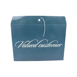 Enveloppes en carton A4 de style luxueux personnalisées en gros, certificats cadeaux colorés avec enveloppes - Product Image 1