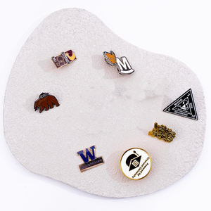 Personalizado al por mayor Pines <span class=keywords><strong>de</strong></span> Metal esmalte Logo insignias dinero Nueva <span class=keywords><strong>Era</strong></span> Rock Band Anime perro gato para <span class=keywords><strong>gorras</strong></span> pegatina Metal promocional - Product Image 5