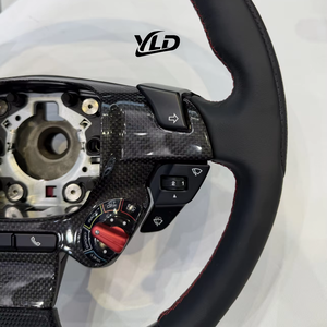 Volant en fibre de carbone YLD adapté à la <span class=keywords><strong>Ferrari</strong></span> 458, nouveau modèle amélioré avec télécommande LED GTC4, pour 458, 488, FF, F12, California T, F8, 812 - Product Image 1