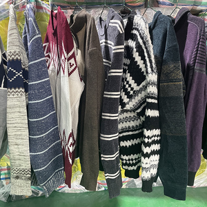 เสื้อสเวตเตอร์ถักมือสองสำหรับผู้<span class=keywords><strong>ชาย</strong></span>ขายดีในฤดูใบไม้ร่วงและฤดูหนาว ขายส่งเสื้อผ้าเก่าสำหรับผู้ใหญ่แบบคละแบบ - Product Image 4