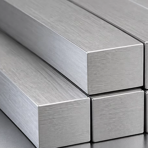 Barres carrées en acier inoxydable résistantes à la corrosion, tiges métalliques pour usage extérieur et industriel - Product Image 1