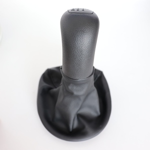 מדריך דילדו Gear <span class=keywords><strong>Shift</strong></span> Knob עם אתחול עבור מרצדס ויטו אוטובוס W638 (96-00) - Product Image 2