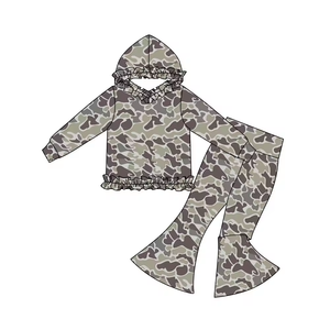 Meilleures ventes : Ensemble assorti 2 pièces pour petites filles, sweat à capuche camouflage à col volanté, pantalon évasé à manches courtes, vêtements écologiques - Product Image 3