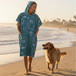 Serviette de plage <span class=keywords><strong>poncho</strong></span> à capuche en microfibre personnalisée pour adultes, vente en gros à prix réduit - Product Image 1