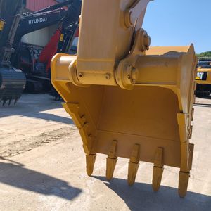 Excavadora Caterpillar 330D Usada en Buen Estado, Modelo 2023, Certificación ISO, CE, EPA, 1 Año de Garantía, Motor de 30 Toneladas con Caja de Cambios - Product Image 6