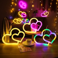 Enseigne au néon LED flexible colorée en forme de double cœur, décoration murale, décoration de fête à domicile, décoration de mariage, cadeau de Noël