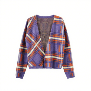 OEM personnalisé hommes acrylique à <span class=keywords><strong>manches</strong></span> longues col en V Cardigan <span class=keywords><strong>pull</strong></span> <span class=keywords><strong>avec</strong></span> motif de caractère fermeture bouton unique mode d'hiver - Product Image 2