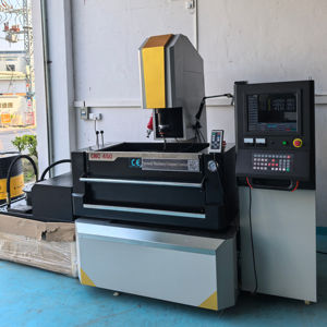 Máquina de Electroerosión por Penetración CNC de 3/4 Ejes de Alta Precisión, Marca <span class=keywords><strong>Ctek</strong></span> Origin de Taiwán - Product Image 1