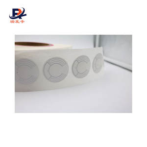 Etiqueta/etiqueta/pegatina RFID barata de bajo <span class=keywords><strong>precio</strong></span>, incrustación húmeda NFC - Product Image 4