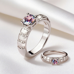 Anello nuziale di lusso placcato palladio 1 carato 4 polo solitario taglio rotondo Moissanite diamante anello di fidanzamento da donna - Product Image 2