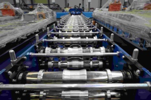 Presse à former des tuiles de toit et des tuiles de gouttière en <span class=keywords><strong>acier</strong></span> de haute qualité, contrôlée par PLC, garantie 1 an. - Product Image 5