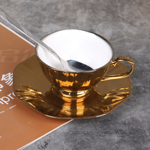 Tazza da Tè in Ceramica Placcata Oro Rosa con Piattino, Tazza da Cappuccino Dorata di Alta Classe, Stile Medio Orientale - Product Image 2