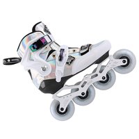 Patins à roulettes de vitesse professionnels de haute qualité pour le slalom, patins à roulettes en fibre de carbone pour homme
