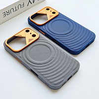 Coque de protection antichoc en cuir PU à motif ondulations aquatiques avec cadre d'objectif métallique et aimant pour iPhone 17 16 Pro Max – Nouveauté