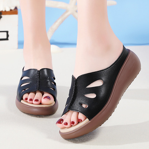 Sandali con plateau da <span class=keywords><strong>donna</strong></span>, di tendenza estiva, <span class=keywords><strong>infradito</strong></span> taglie grandi per mamme, in microfibra con fiocco - Product Image 4